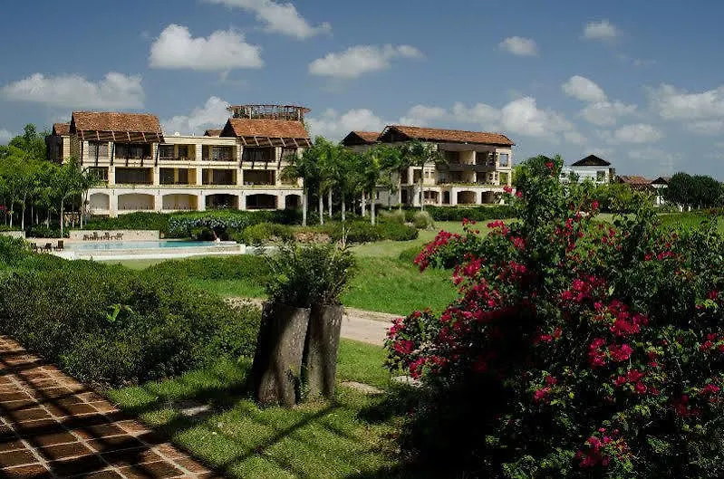 Los Altos Residences La Romana